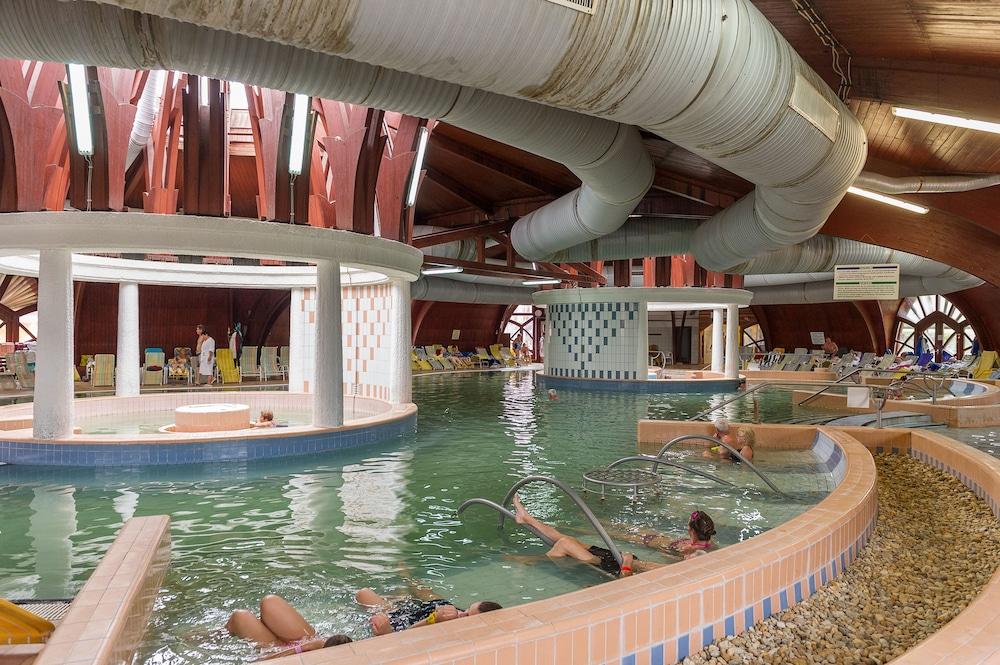 Park Inn By Radisson Zalakaros Hotel & Spa ภายนอก รูปภาพ