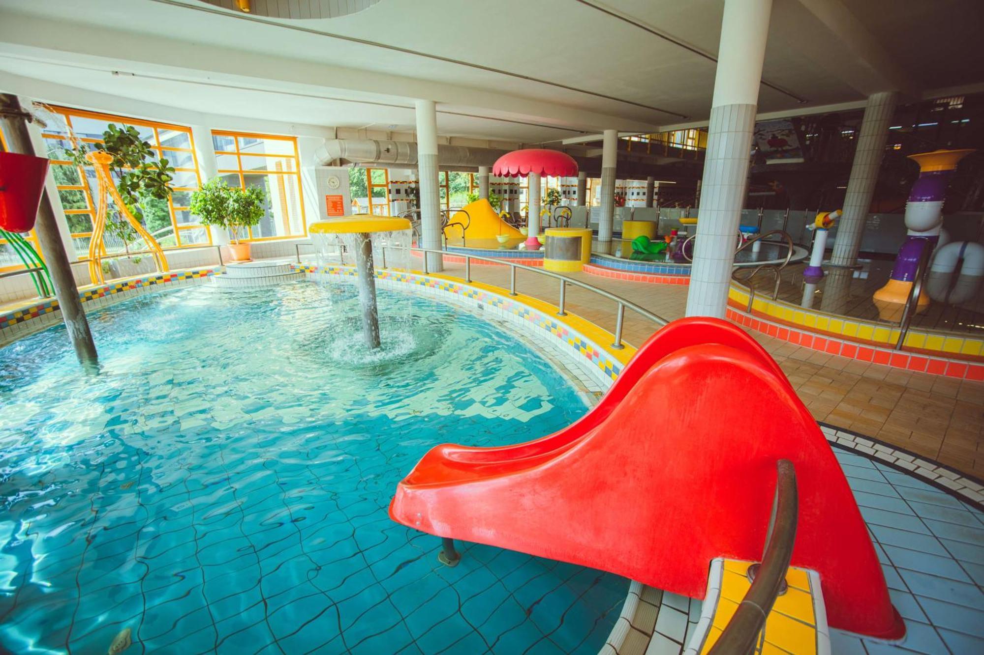 Park Inn By Radisson Zalakaros Hotel & Spa ภายนอก รูปภาพ
